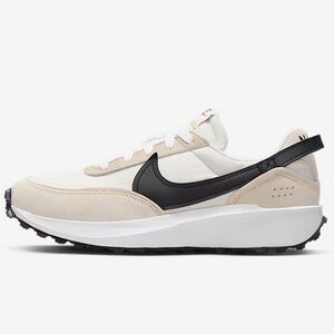 Nike Women's Sneakers in Cream and Black